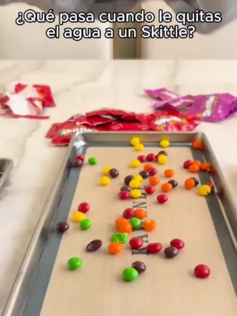 Miniatura del video de TikTok: Skittles liofilizados, primera prueba
